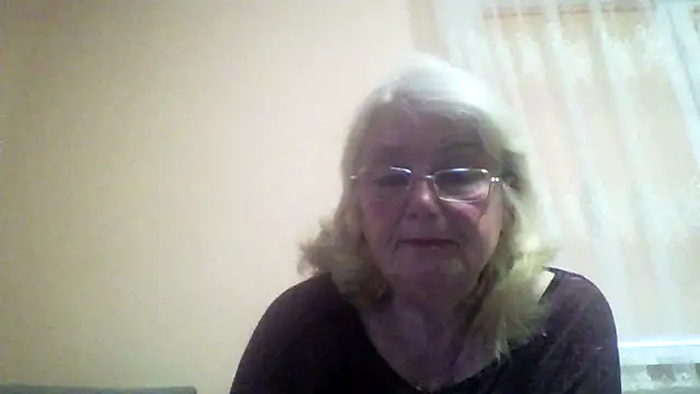 AmyLove353 online show from 14, 5, 2026