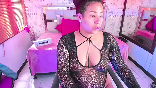 ROZZE MILA online show from 28, 2, 2026