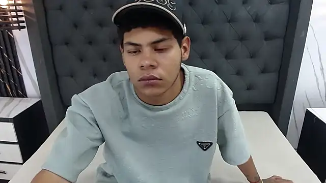 Yordi Alpha online show from 3, 11, 2025