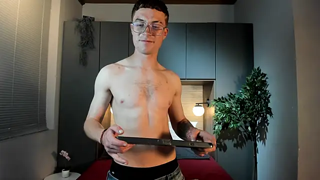 Lil James online show from 28, 5, 2026