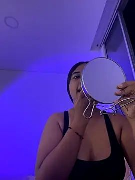 aly nicols online show from 20, 11, 2025