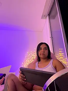 aly nicols online show from 14, 12, 2025