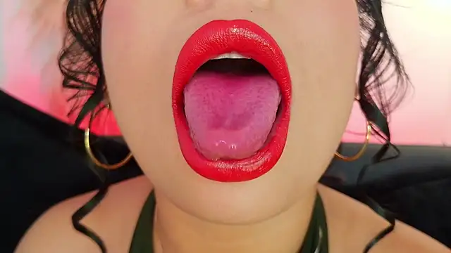 mia roux1 online show from 3, 4, 2026