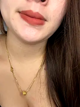 Snapshot of helo-kitty chatting on 8, 11, 2025 helo-kitty online show from 8, 11, 2025