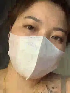 helo-kitty online show from 8, 4, 2026