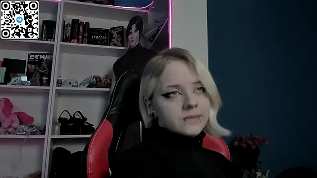 Holy Mistress S online show from 14, 2, 2026