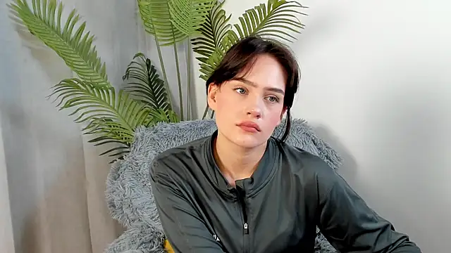 SusannDimanche online show from 28, 10, 2025