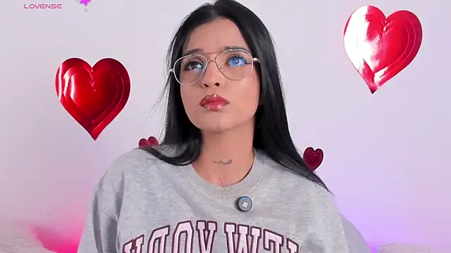 Snapshot of Sophie_Duarte chatting on 13, 2, 2026 Sophie Duarte online show from 13, 2, 2026