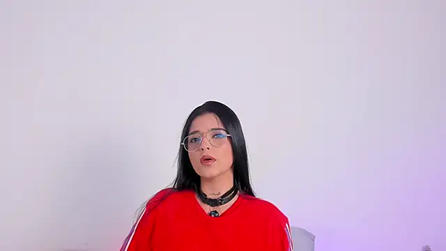 Snapshot of Sophie_Duarte chatting on 1, 3, 2026 Sophie Duarte online show from 1, 3, 2026