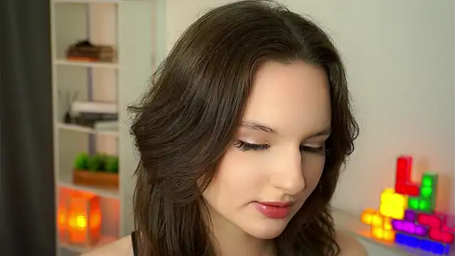AlonaBackers online show from 25, 10, 2025