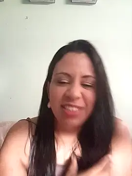 LeilaTaylor online show from 15, 11, 2025