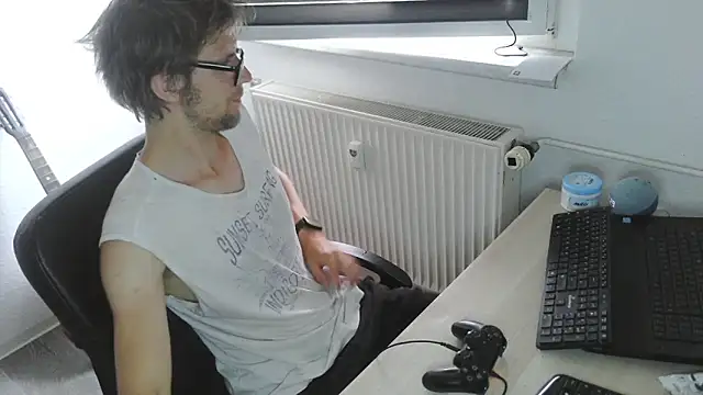 Snapshot of StephPra94 chatting on 29, 6, 2026 StephPra94 online show from 29, 6, 2026