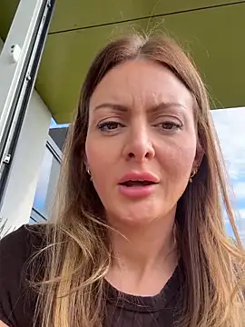Lovelavender  online show from 21, 5, 2026