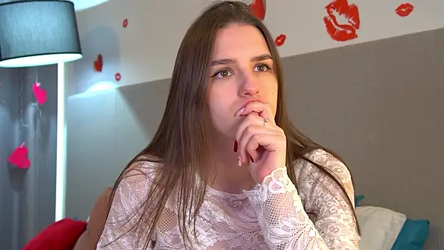 AliceAtkins online show from 13, 4, 2026