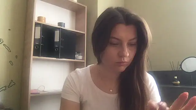 DollyRoma online show from 3, 11, 2025