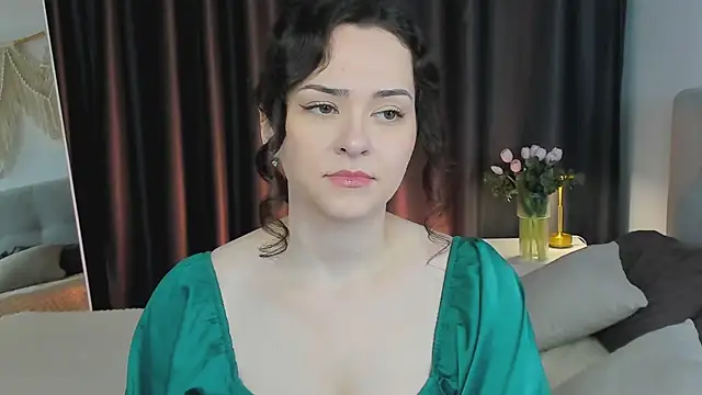 Snapshot of Camilla_Rowen chatting on 5, 7, 2026 Camilla Rowen online show from 5, 7, 2026