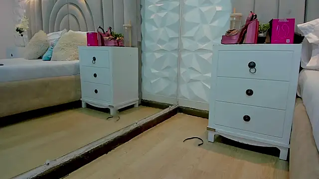 SweetKata  online show from 14, 4, 2026