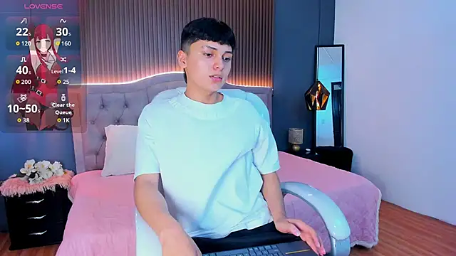 Maxii18  online show from 1, 11, 2025