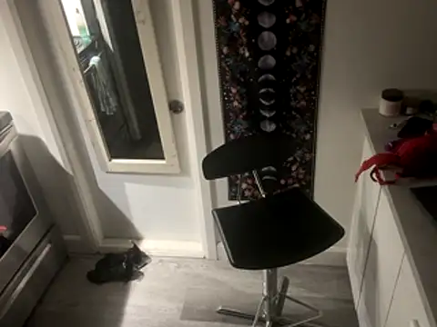 elliepixie online show from 25, 10, 2025