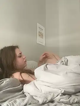 elliepixie online show from 15, 3, 2026