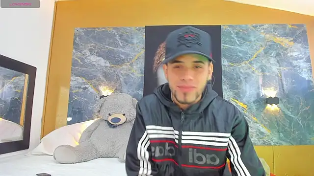 pool vega online show from 28, 10, 2025