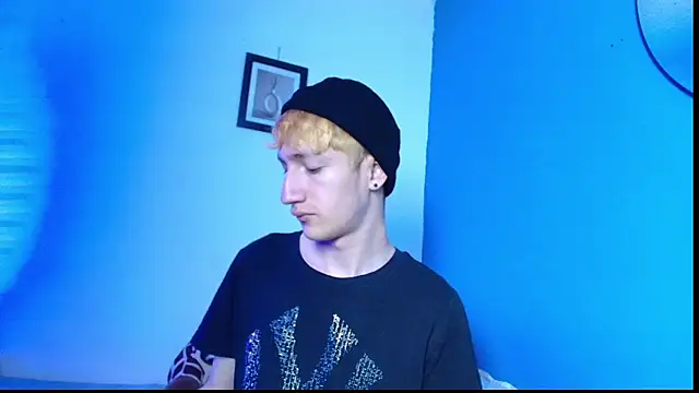 Snapshot of Erick_Taylor3 chatting on 20, 3, 2026 Erick Taylor3 online show from 20, 3, 2026