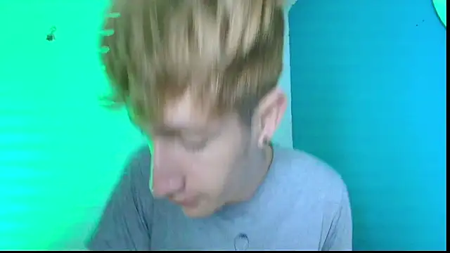 Snapshot of Erick_Taylor3 chatting on 6, 4, 2026 Erick Taylor3 online show from 6, 4, 2026