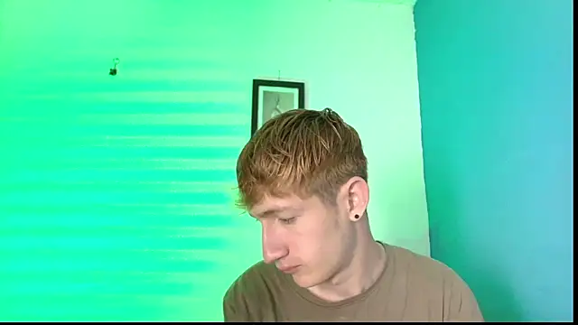 Snapshot of Erick_Taylor3 chatting on 7, 4, 2026 Erick Taylor3 online show from 7, 4, 2026