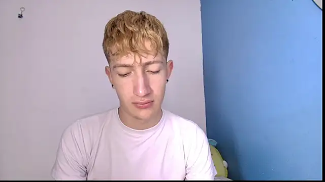 Snapshot of Erick_Taylor3 chatting on 16, 4, 2026 Erick Taylor3 online show from 16, 4, 2026
