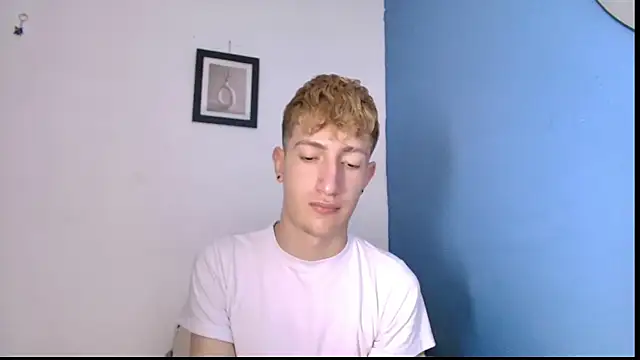 Snapshot of Erick_Taylor3 chatting on 16, 4, 2026 Erick Taylor3 online show from 16, 4, 2026
