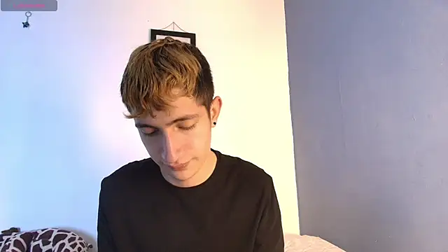 Snapshot of Erick_Taylor3 chatting on 4, 7, 2026 Erick Taylor3 online show from 4, 7, 2026