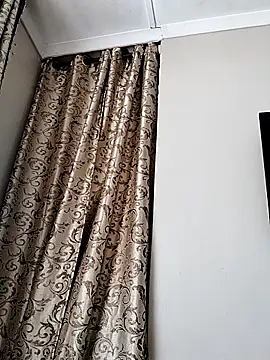 Snapshot of IndianLara chatting on 11, 11, 2025 IndianLara online show from 11, 11, 2025