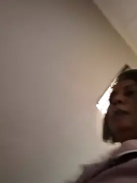 Snapshot of IndianLara chatting on 15, 11, 2025 IndianLara online show from 15, 11, 2025