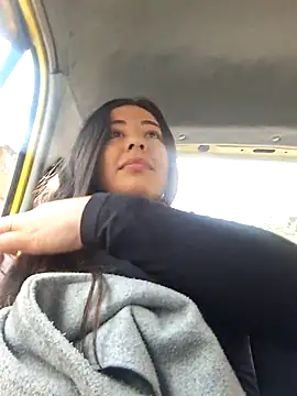 SantaRameriz online show from 4, 11, 2025