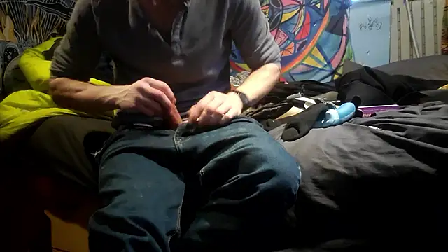 YourAddicted2 online show from 11, 1, 2026