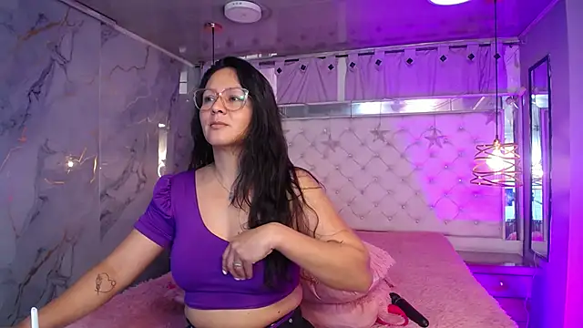 Melissa-roberts online show from 5, 3, 2026