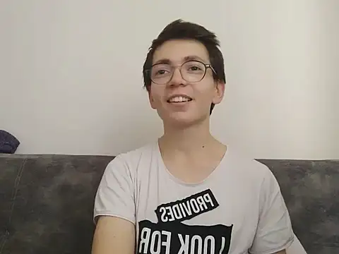 Snapshot of minikkdunyam chatting on 24, 10, 2025 minikkdunyam online show from 24, 10, 2025