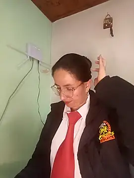 Snapshot of Valentina--1 chatting on 29, 10, 2025 Valentina--1 online show from 29, 10, 2025