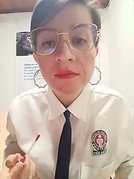 Snapshot of Valentina--1 chatting on 5, 6, 2026 Valentina--1 online show from 5, 6, 2026