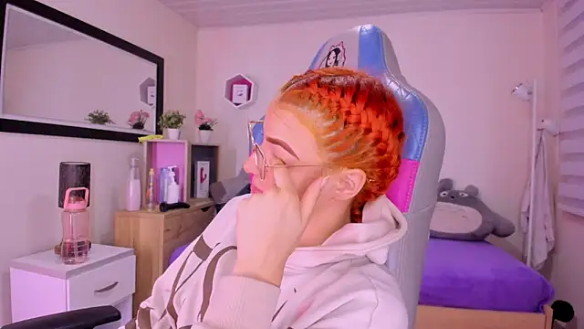 celeste blazze  online show from 27, 3, 2026