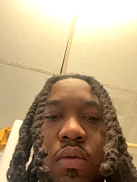 Snapshot of therealredx chatting on 23, 10, 2025 therealredx online show from 23, 10, 2025