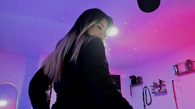 AshGraven online show from 18, 2, 2026