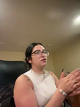 Kloe Novoa online show from 25, 2, 2026