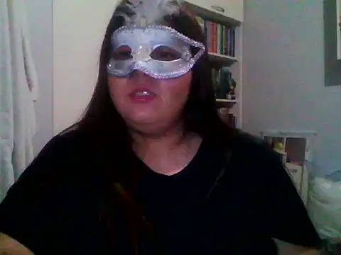 Snapshot of crazzyanne chatting on 18, 11, 2025 crazzyanne online show from 18, 11, 2025