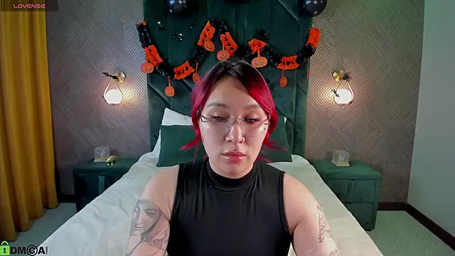 Susie Reverse online show from 29, 10, 2025