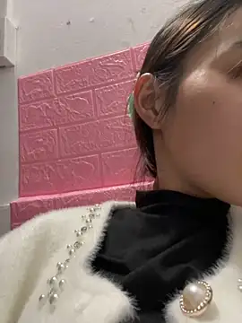 Snapshot of Tina_x chatting on 16, 11, 2025 Tina x online show from 16, 11, 2025