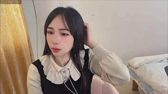 by-Hannah online show from 12, 11, 2025