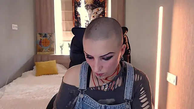Snapshot of Sweet-n-Strong chatting on 3, 7, 2026 Sweet-n-Strong online show from 3, 7, 2026