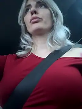 Snapshot of blondegirlx chatting on 3, 11, 2025 blondegirlx online show from 3, 11, 2025