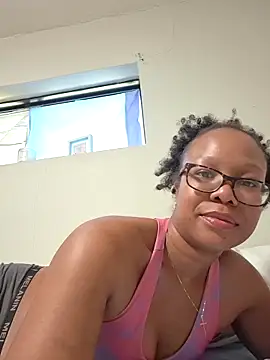 SweetieP11 online show from 27, 4, 2026